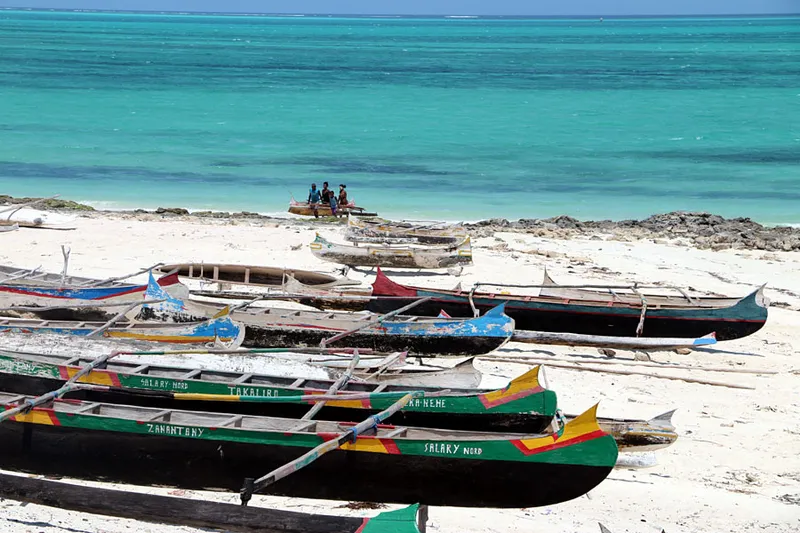 Dugout canoes and Salary lagoon